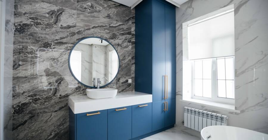 Top Bathroom Trends Replacing Open Shelves